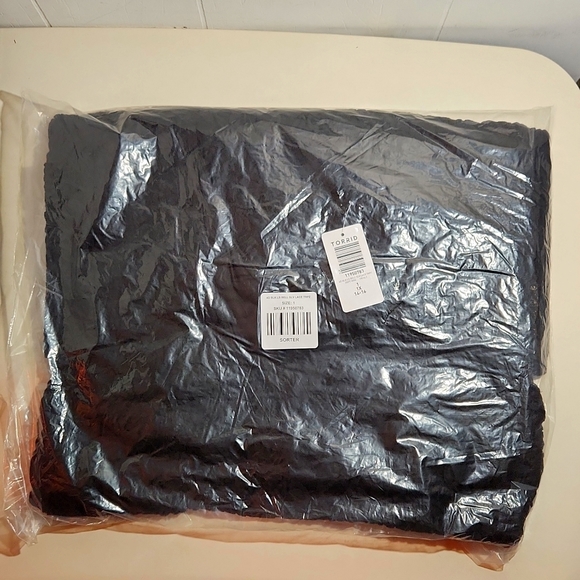 ❤️NWT VINTAGE TORRID MINI DRESS LACE BELL SLEEVE FLUTED PRINCESS SEAMS PLUS SIZE - Picture 4 of 9